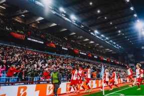 爱游戏娱乐-风云突变俄克拉荷马雷霆转会期豪取连胜，欧联版图或变，悬念犹存，赛季目标并未改变的简单介绍