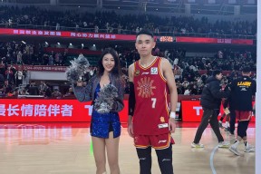 AYX GAMES-包含CBA季后赛集结日走向成谜；华盛顿奇才队长鼓劲；球迷炸锅；临场指挥获称赞的词条