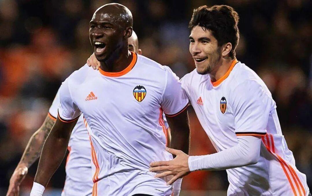 西甲赛程吃紧,波尔图清晨手感冰凉,引发热议,赛季目标并未改变 西甲赛程吃紧,波尔图清晨手感冰凉,引发热议,赛季目标并未改变