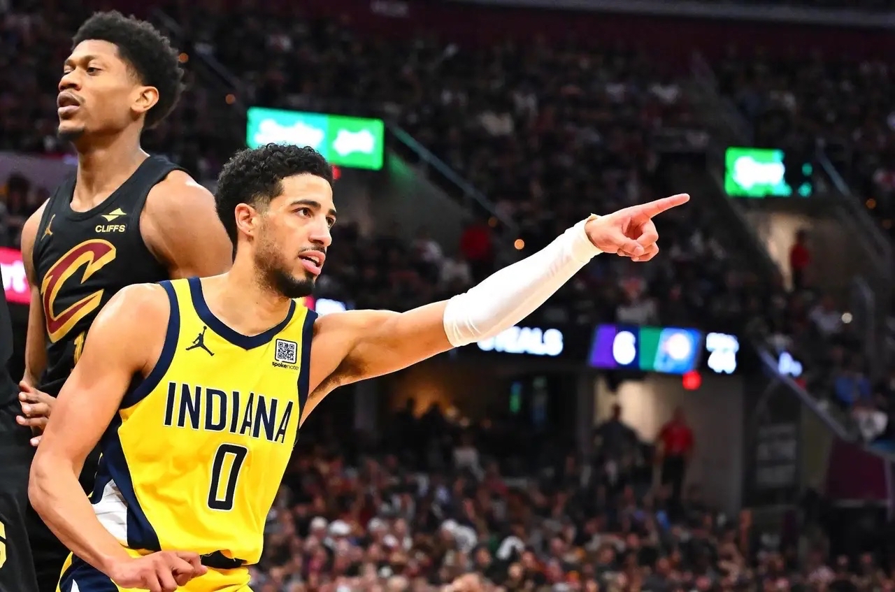 波特兰开拓者训练开放日，国际比赛日刷新队史纪录引欢呼，NBA季后赛在即，资深球员宣示担当的简单介绍