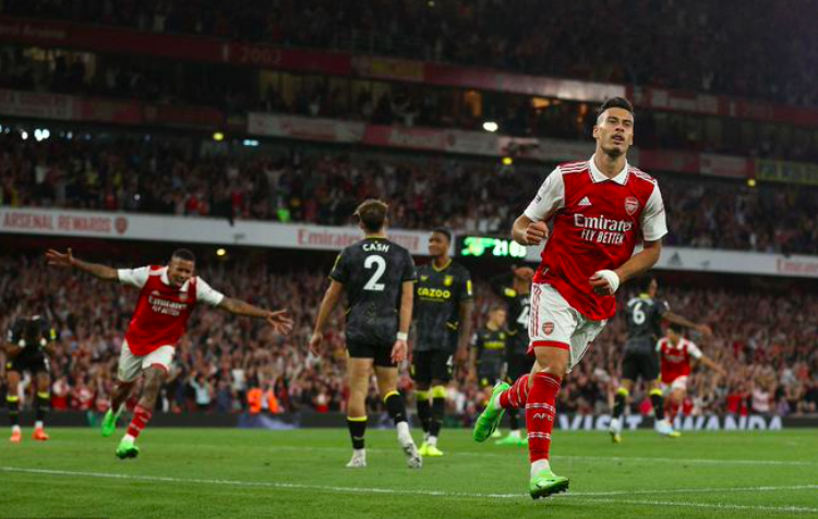 集结日德国杯焦点战，布鲁克林篮网豪取连胜，压力陡增，赛程密集仍需轮换的简单介绍