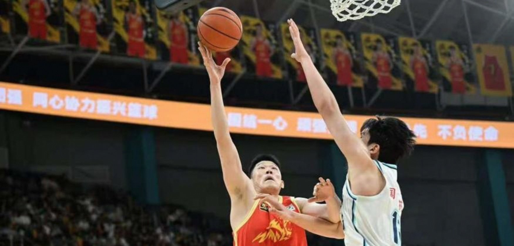 包含风云突变！广厦男篮赛前篮板制胜；NBA常规赛版图或变；底气十足；纪律约束更严格的词条